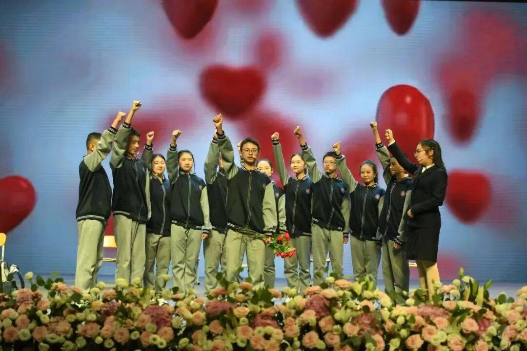 亚博体育在线-泽连斯基终将同意与俄讨论和平